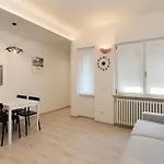Max 14